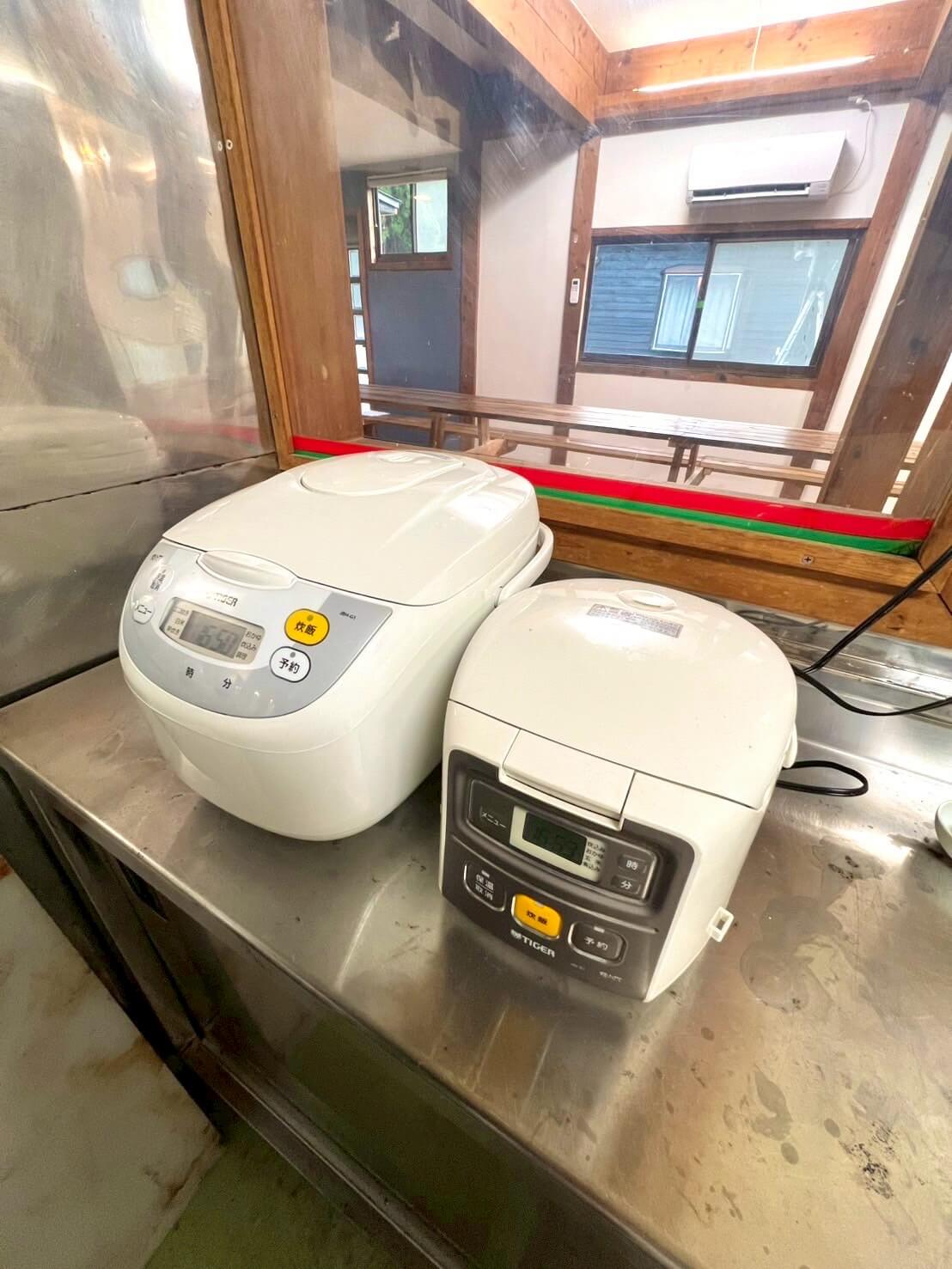 炊飯器の画像